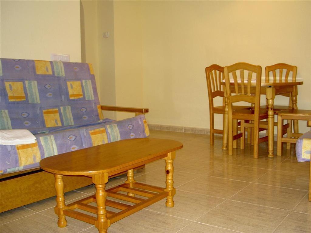 Apartamentos Turisticos Puerto Tomas Maestre La Manga del Mar Menor Exterior foto